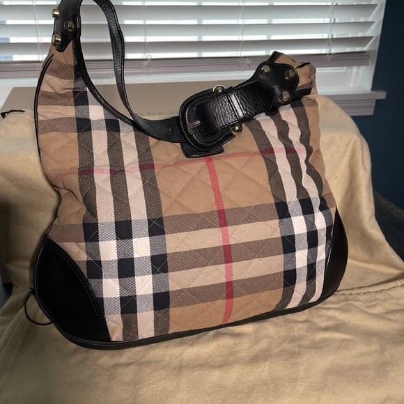 Burberry pocketbook and wallet - Picture 4 of 4